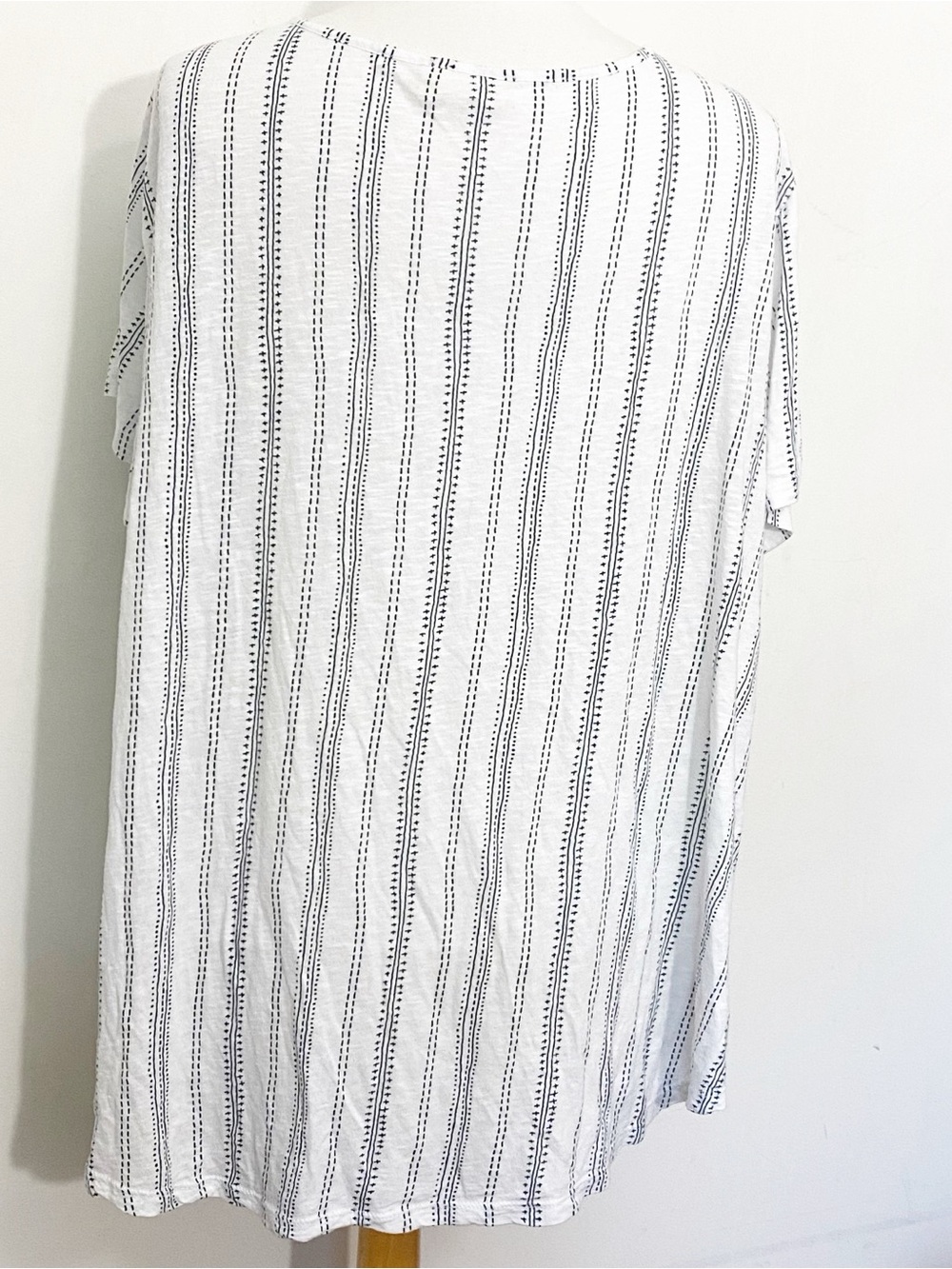 Style & Co Boho Embroidered Yoke White & Blue Women's Cotton Peasant Top 3X - Picture 4 of 7